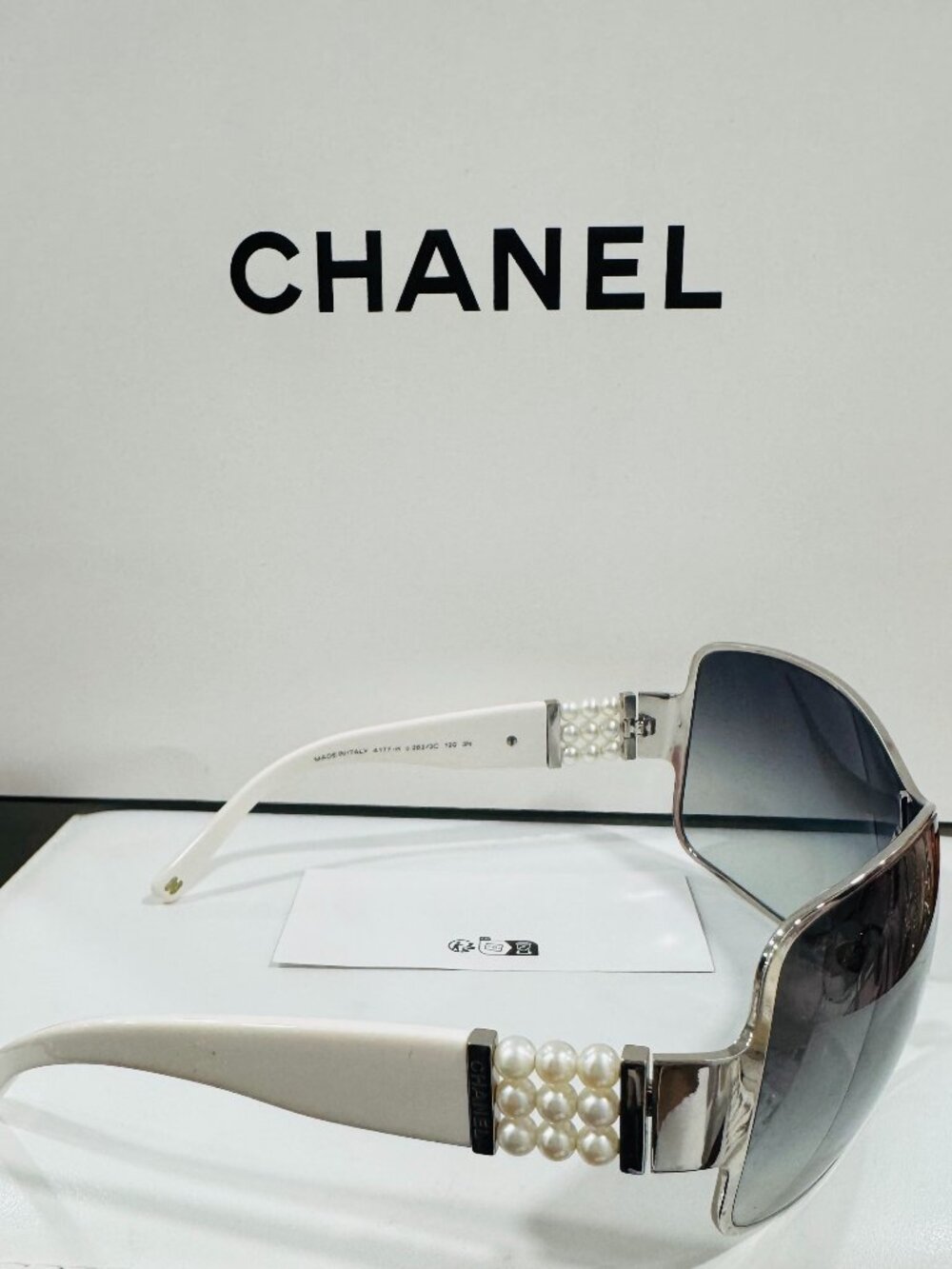 Chanel White Sunglasses Collection Perle 4177-H c.262/3C 120 3N
